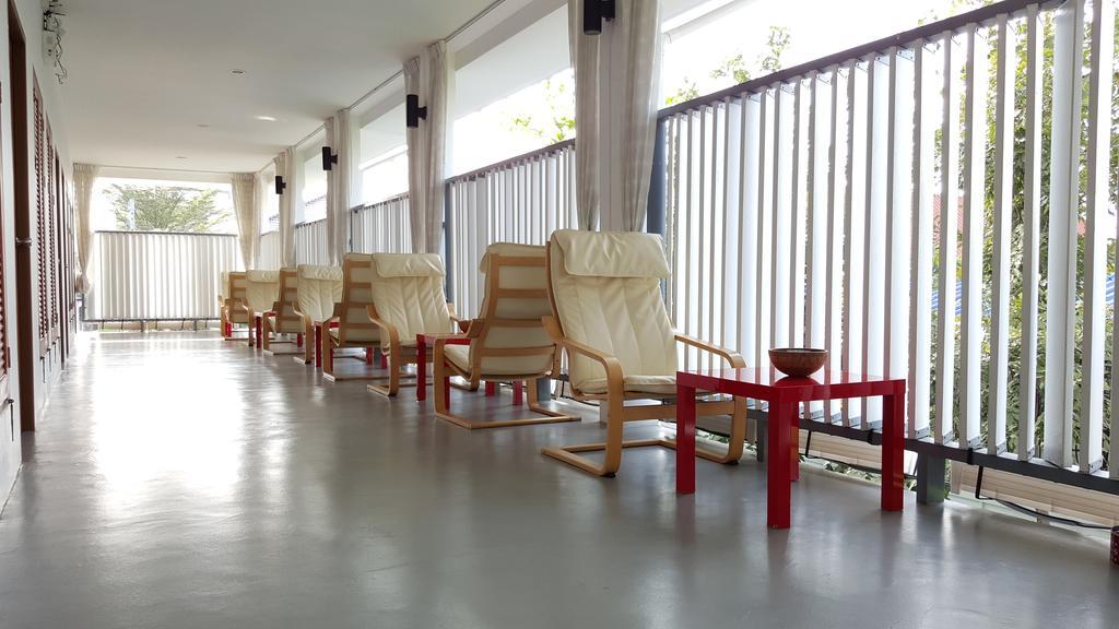 Barefeet Naturist Resort (Adults Only) Bangkok Dış mekan fotoğraf