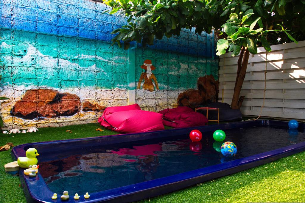 Barefeet Naturist Resort (Adults Only) Bangkok Dış mekan fotoğraf