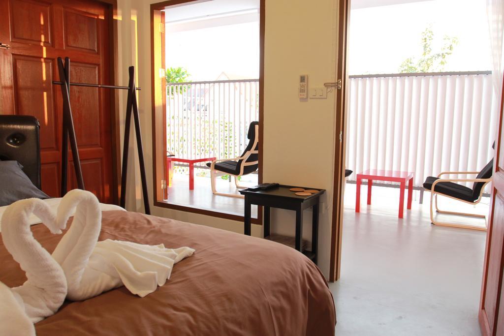 Barefeet Naturist Resort (Adults Only) Bangkok Dış mekan fotoğraf