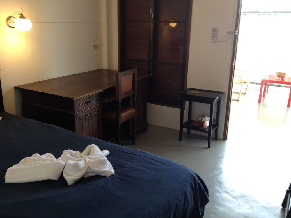 Barefeet Naturist Resort (Adults Only) Bangkok Dış mekan fotoğraf