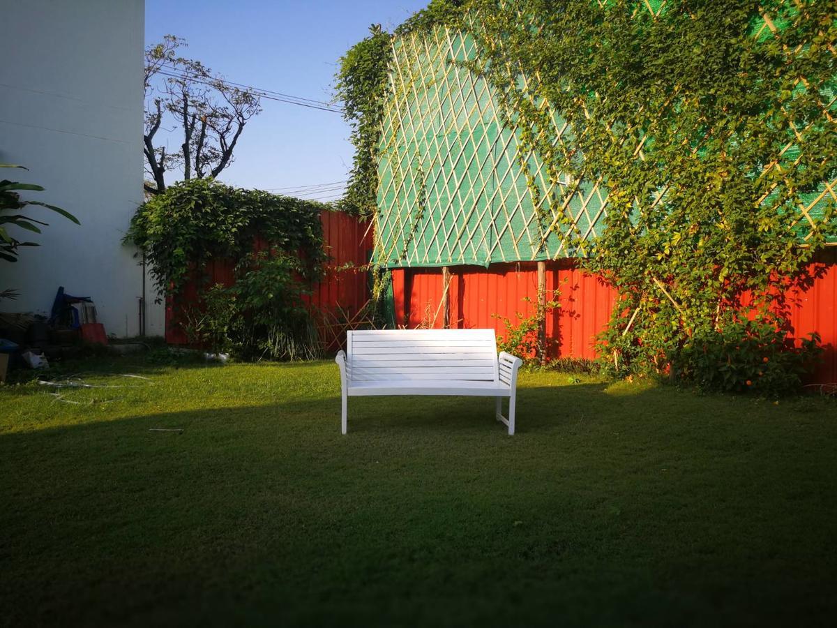 Barefeet Naturist Resort (Adults Only) Bangkok Dış mekan fotoğraf