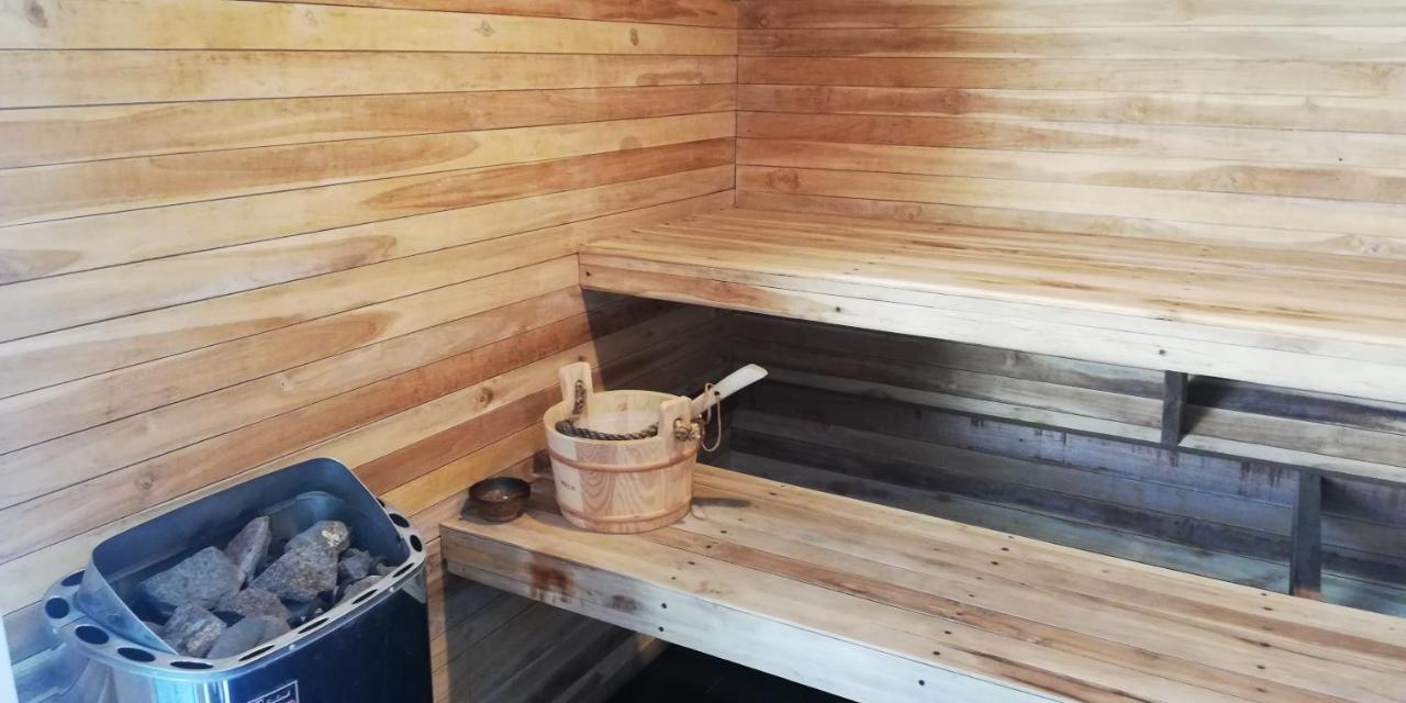 Barefeet Naturist Resort (Adults Only) Bangkok Dış mekan fotoğraf